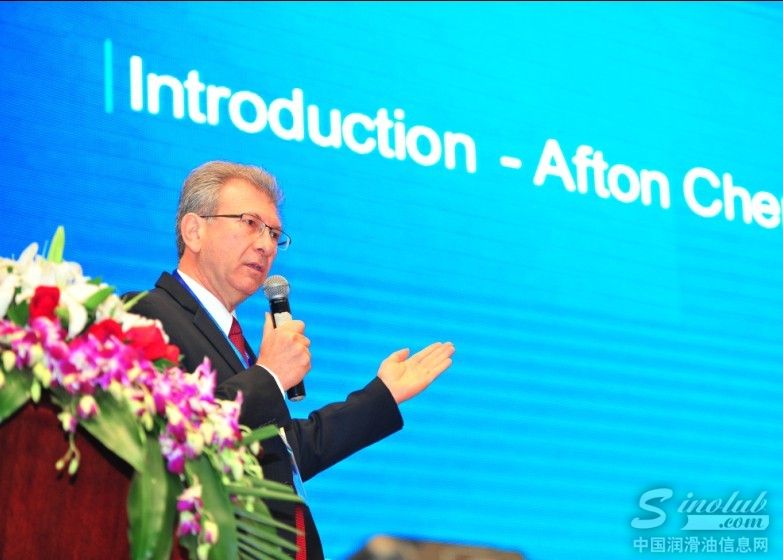 全球最著名的石油添加剂公司雅富顿亚太区总裁,添加剂资深专家。在添加剂领域享有盛誉。Tony Rollin(先生)