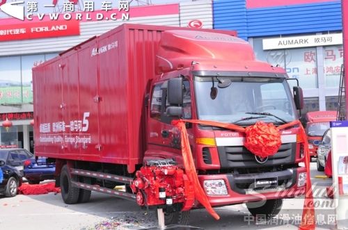 配装康明斯ISF3.8发动机的福田欧马可5系新品