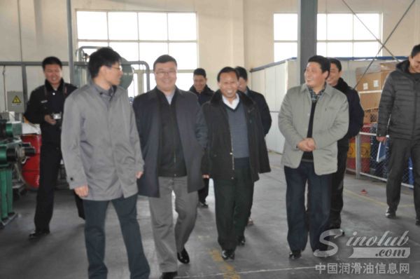 天桥区领导到赛邦石化公司检查安全生产工作