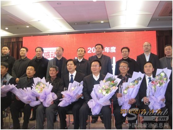 龙蟠科技董事长石俊峰先生出席“感动江苏十大人物”颁奖典礼