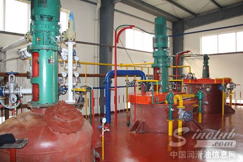 源根石化公司润滑脂车间新增一条生产线