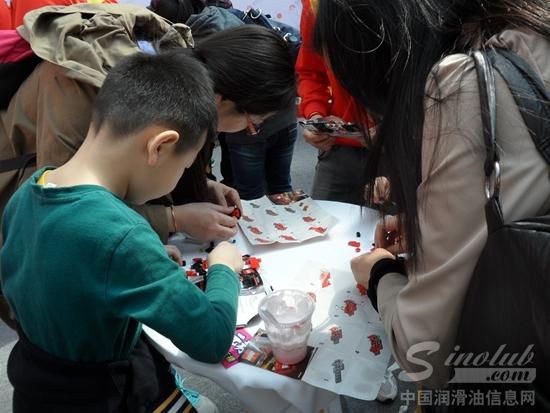 延长壳牌 开启法拉利版乐高车模换购活动