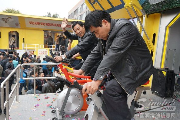 壳牌第四届“寻找最劲霸卡车司机”活动