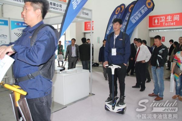 引航体感平衡车队