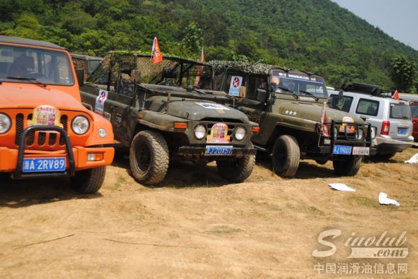 鲁克润滑油赞助中国第二届越野车赛会