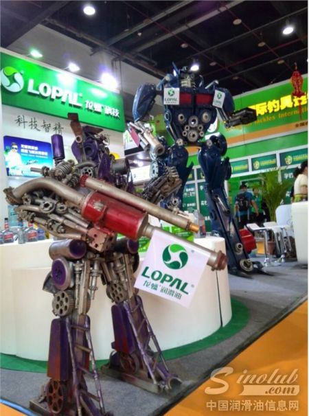 龙蟠携四大项目进驻上海连锁加盟展