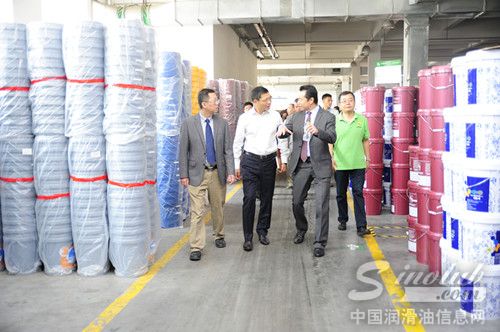 路博润亚太高管至康普顿进行技术交流