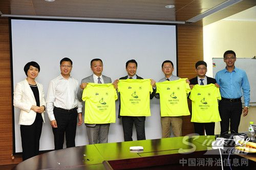路博润亚太高管至康普顿进行技术交流