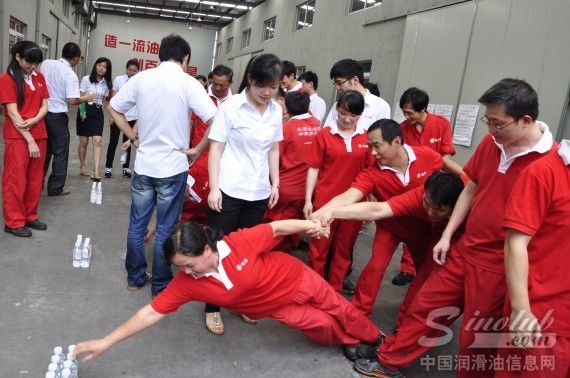 东昊生产基地员工拓展活动