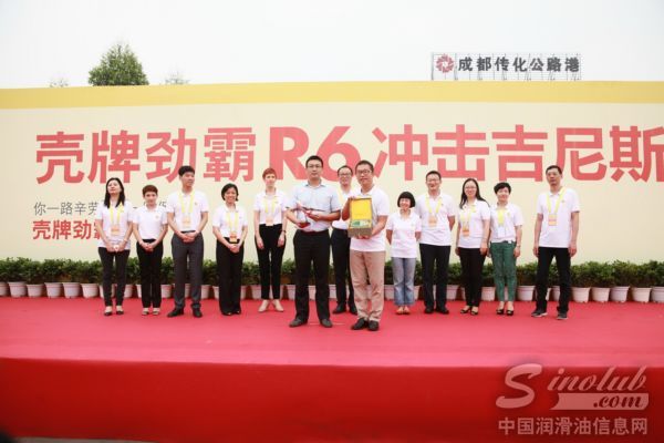 壳牌车用润滑油中国大陆及香港地区市场总监黄御龙先生