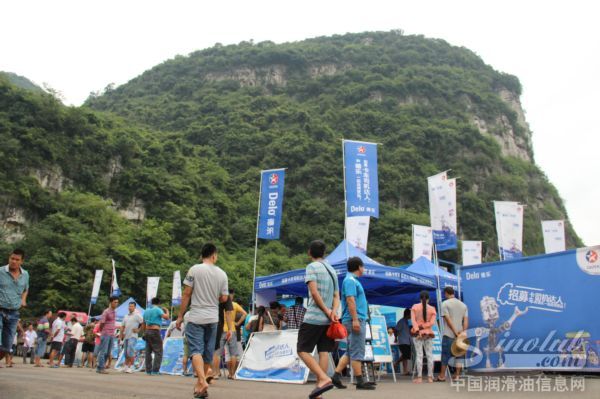 2014年雪佛龙-德乐卡车全国巡展走进广西柳州