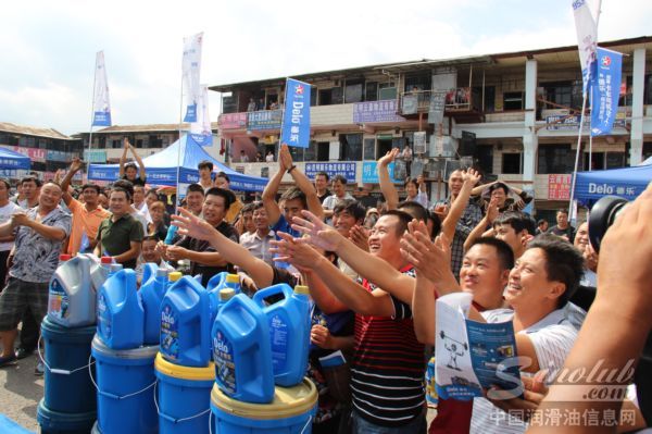 2014年雪佛龙-德乐卡车全国巡展走进云南昆明