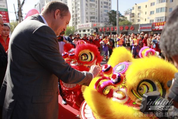 首家道达尔润滑油快驰工坊旗舰店开幕 2020年中国润滑油消费第一