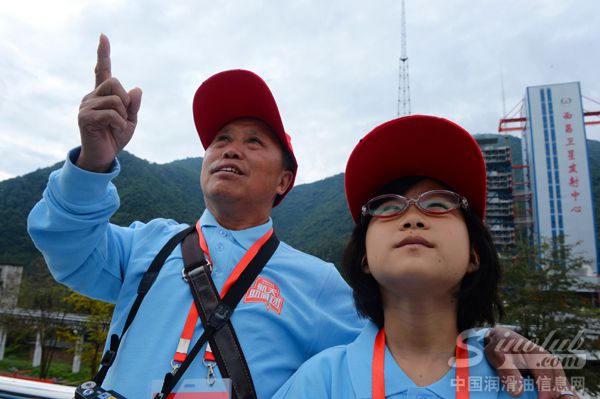 中国石化带“特殊观众”看火箭发射圆航天梦