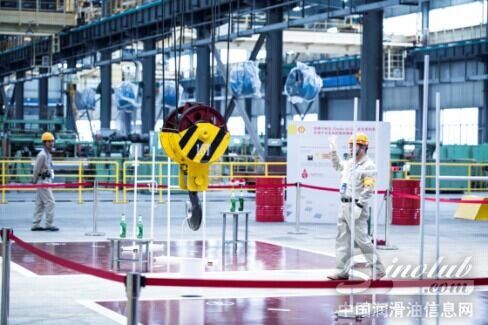 天车吊瓶现场比赛