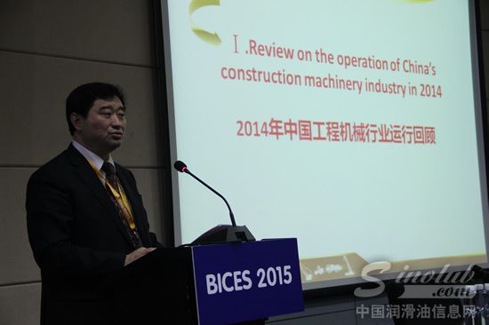 中国工程机械工业协会副会长兼秘书长、北京天施华工国际会展有限公司董事长苏子孟先生