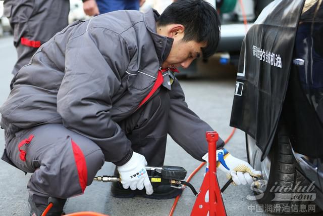 美孚1号移动车养护日前推出线下服务产品