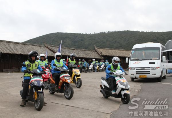 香格里拉骑行之旅