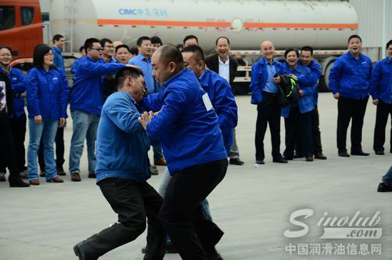 玉柴马石油润滑油公司年会期间举行游园活动迎新春