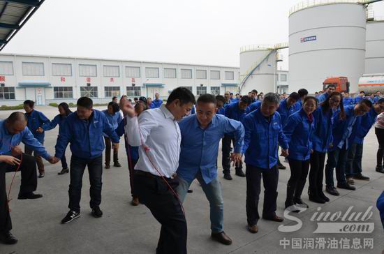 玉柴马石油润滑油公司年会期间举行游园活动迎新春