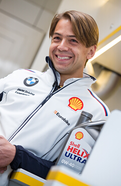 宝马携手壳牌超凡喜力 出战DTM首场赛