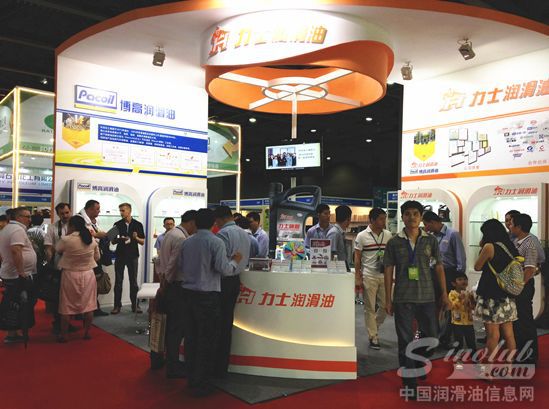 力士&博高展位现场参观者络绎不绝