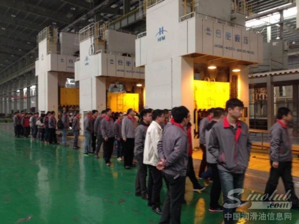 中华润滑油与众泰汽车联手,民族品牌比翼齐飞