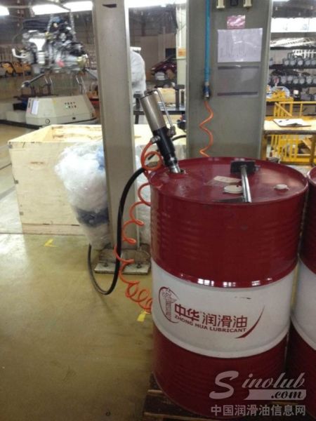 众泰汽车配套用油“中华”