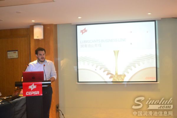 CEPSA西石油集团润滑油亚太销售总监Carlos先生