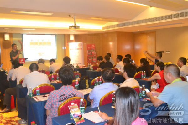 赛倍飒润滑油华南地区经销商、广州市众奥汽车配件有限公司董事长程响林女士